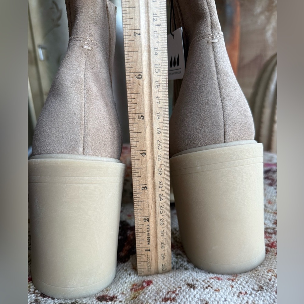 DOLCE VITA Cream Ankle Boots suede leather comfy boot waterproof - Picture 9 of 11
